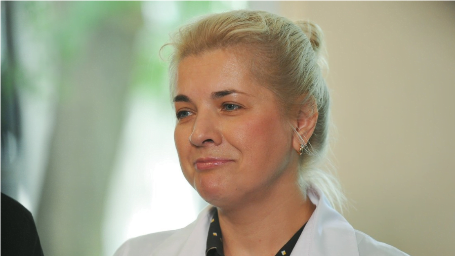 Yelena Smoliarchuk directora del Centro de investigación clínica sobre medicamentos de la Universidad Séchenov 20 de julio de 2020